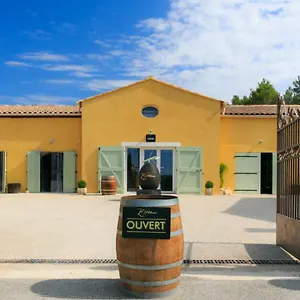 Domaine De L'olibaou ** Venelles